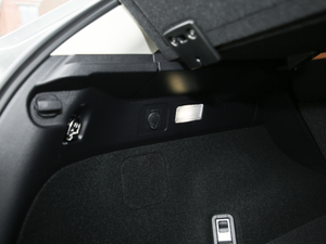 2020200 hа ȫ(q) VI 