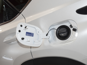 2020200 hа ǰ(q) VI w