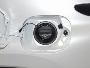 2020200 hа ǰ(q) VI (ji)^