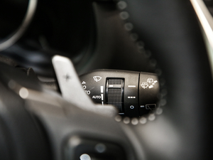 2020300h h° ȫ(q) VI п؅^(q)