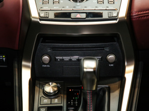 2020300h ǰ hԽ VI п؅^