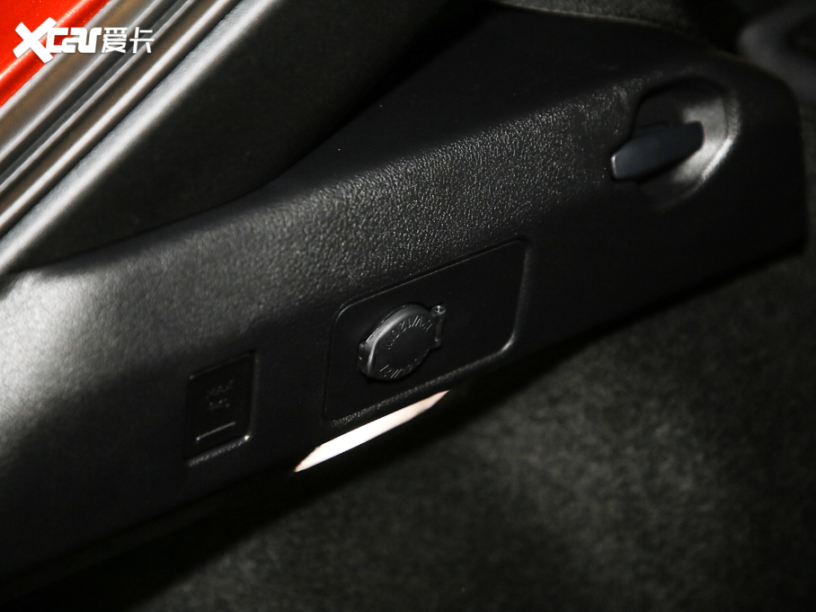 2020׿_˹UX 260h ̽Ȥ