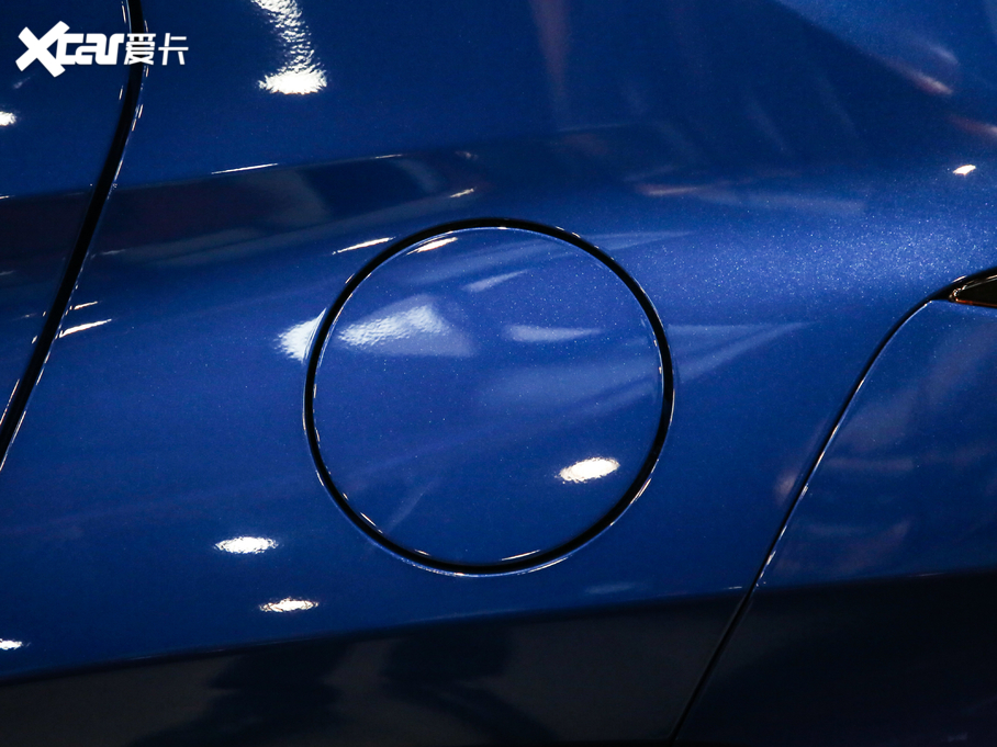 2020׿_˹UX 200 F SPORT