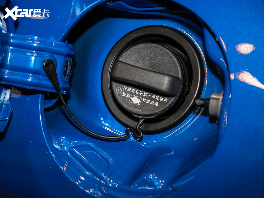 2020׿_˹UX 200 F SPORT