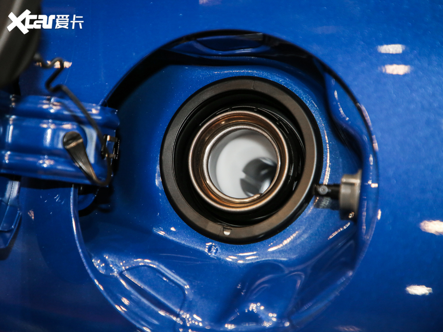 2020׿_˹UX 200 F SPORT