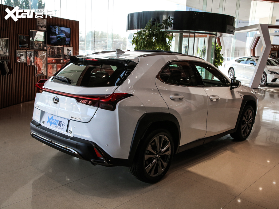 2020׿_˹UX 200 F SPORT