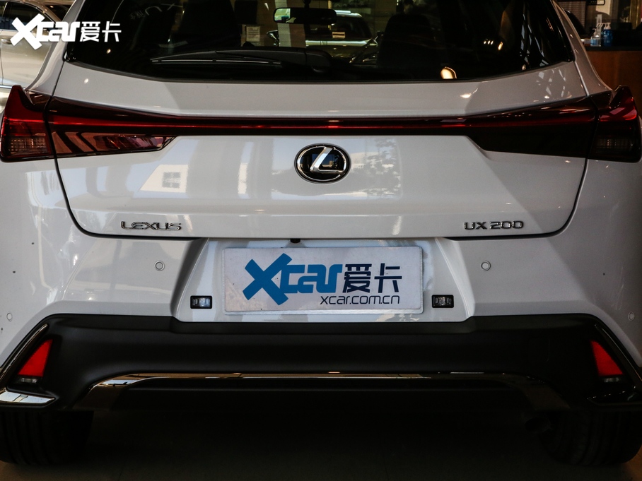 2020׿_˹UX 200 F SPORT