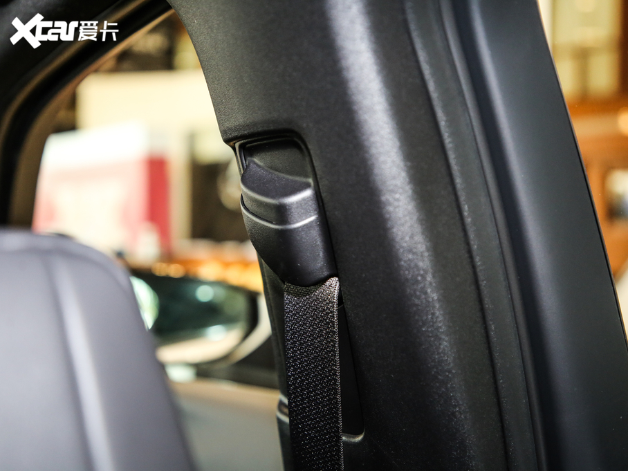 2020׿_˹UX 200 F SPORT