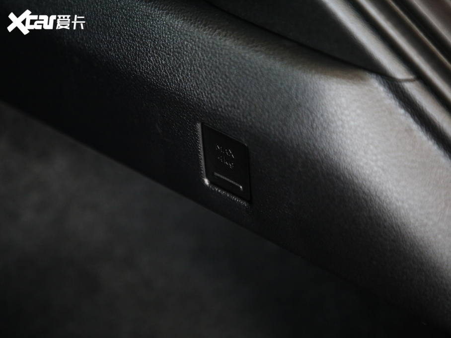 2020׿_˹UX 200 F SPORT