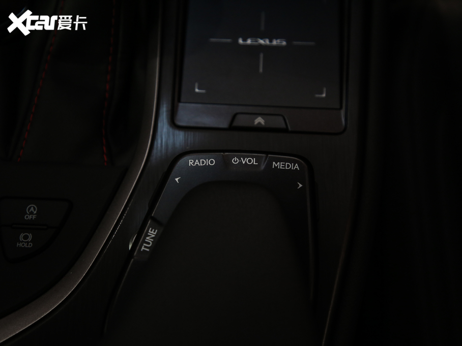 2020׿_˹UX 200 F SPORT