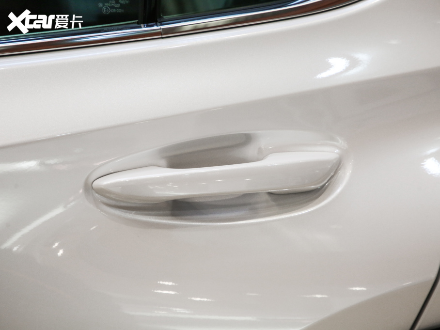 2020׿_˹UX 260h ̽Ȥ