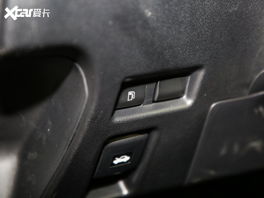 2020׿_˹UX 260h ̽Ȥ