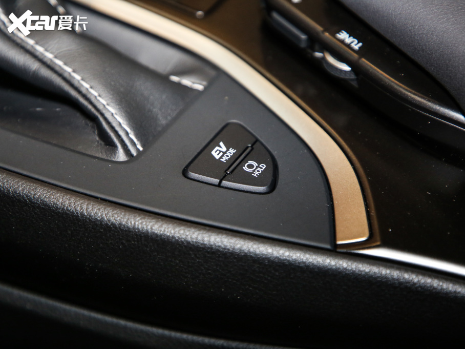 2020׿_˹UX 260h ̽Ȥ