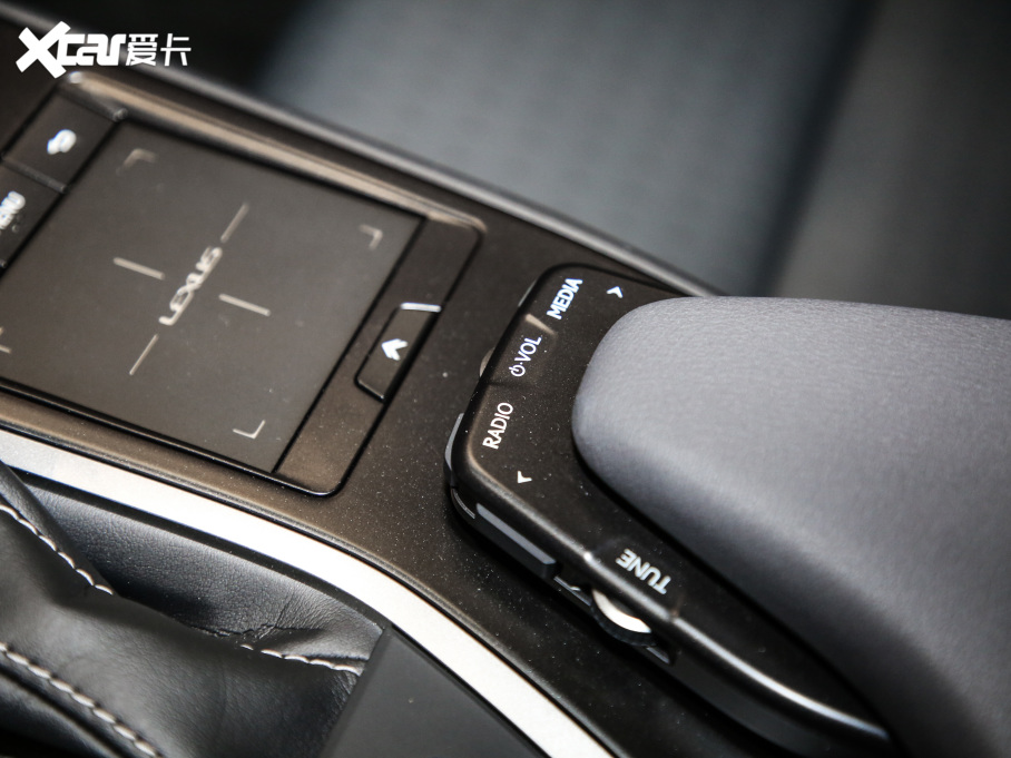 2020׿_˹UX 260h ̽Ȥ