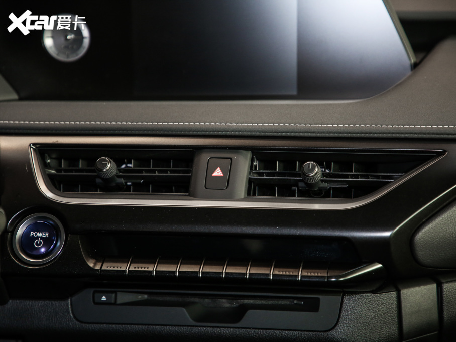 2020׿_˹UX 260h ̽Ȥ