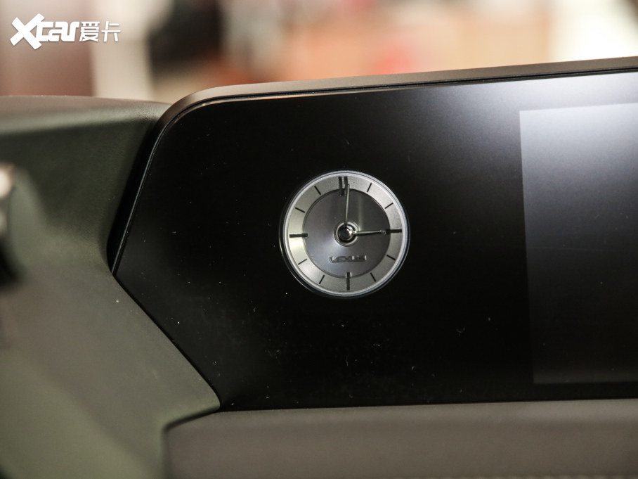 2020׿_˹UX 260h ̽Ȥ