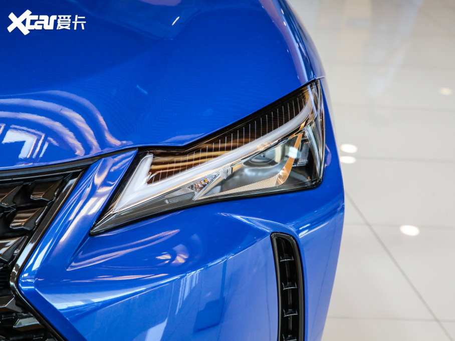 2020׿_˹UX 260h ̽Ȥ