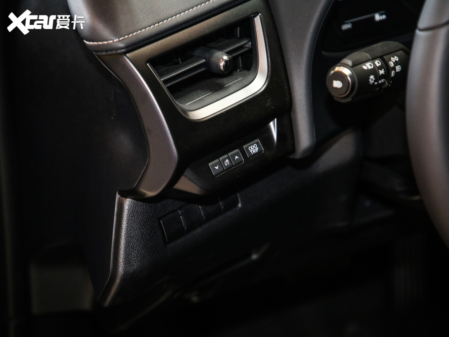 2020׿_˹UX 260h ̽Ȥ