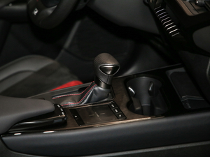 2020200 F SPORT п؅^(q)