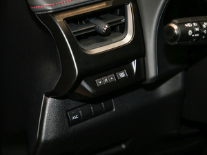 2020200 F SPORT п؅^(q)