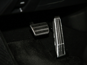 2020200 F SPORT п؅^(q)