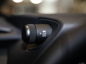 2020200 F SPORT п؅^(q)