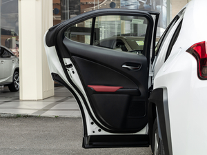 2020260h F SPORT ܇T