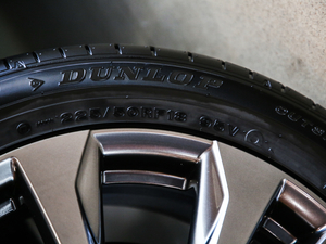 2020200 F SPORT ݆̥ߴ