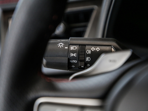 2020200 F SPORT п؅^