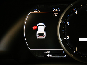 2020200 F SPORT п؅^