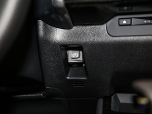 2020200 F SPORT v܇Ƅ