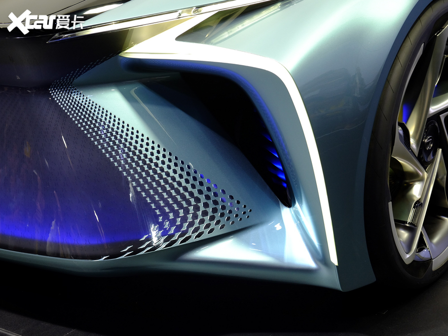 2020���׿��_˹LF-30 ����܇