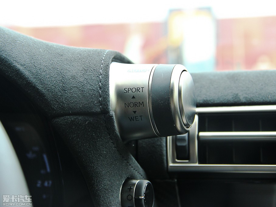 2012���׿��_˹LF-A ������