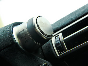 2012������� �п؅^(q��)