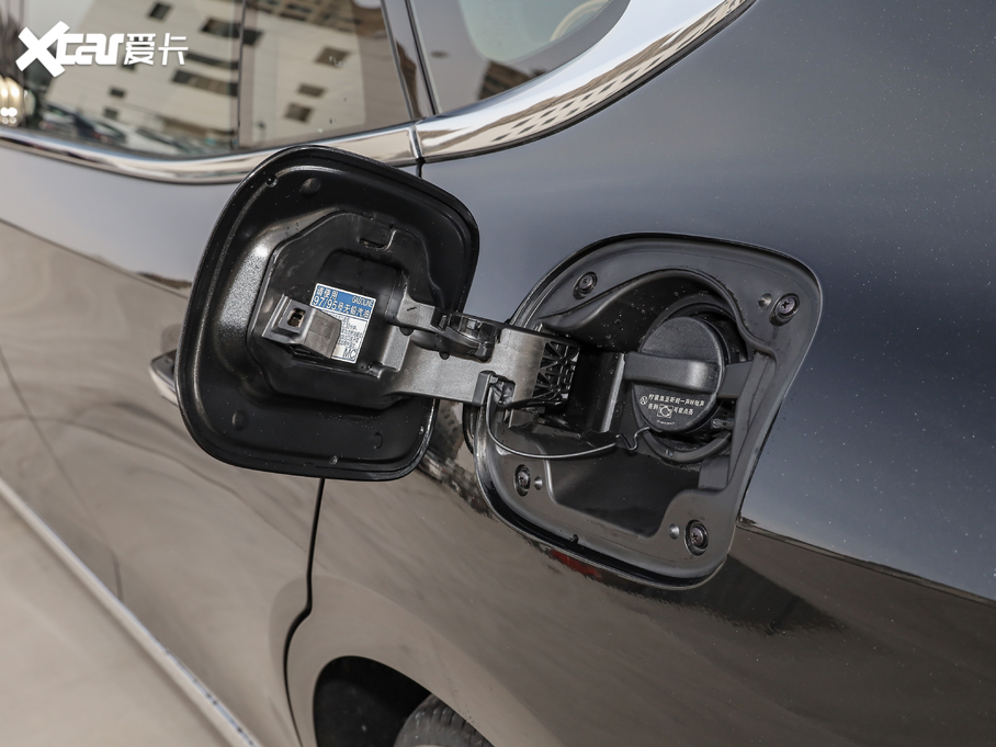 2021׿_˹LS 500h ׿Խ