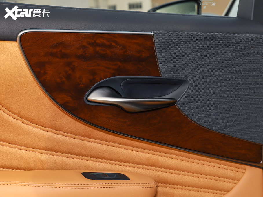 2021׿_˹LS 500h ׿Խ