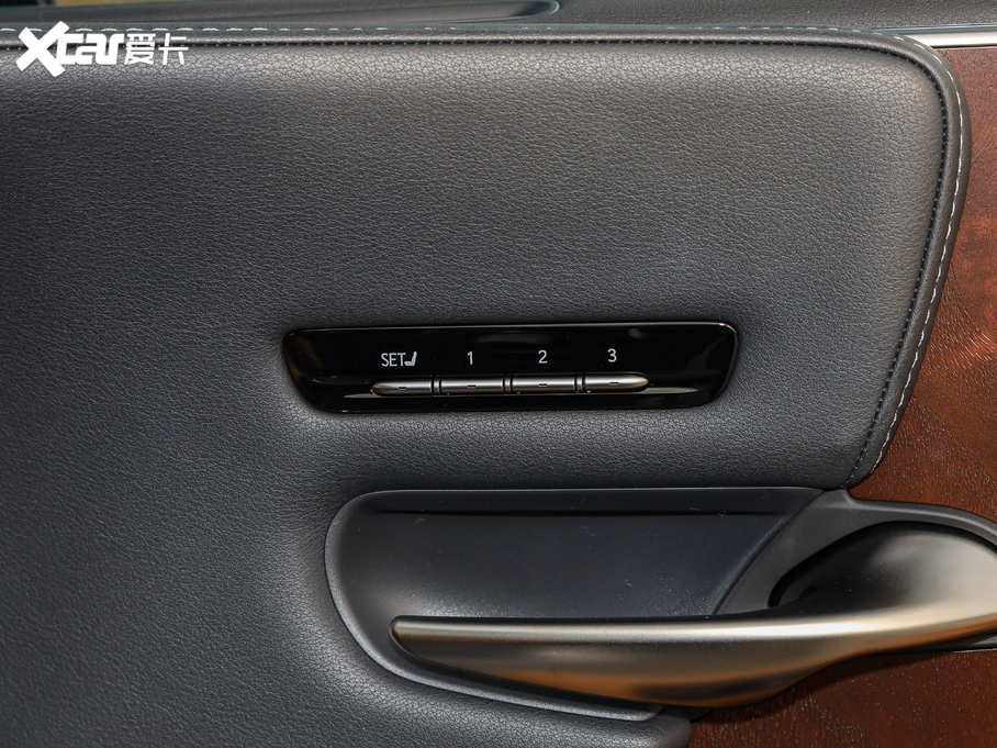 2021׿_˹LS 500h ׿Խ