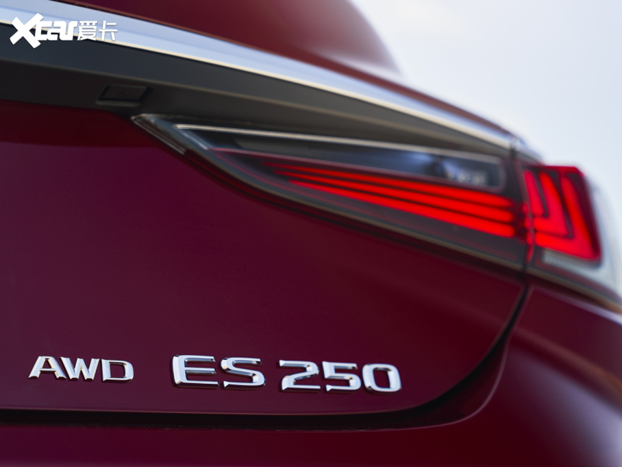 2021׿_˹ES  250 AWD