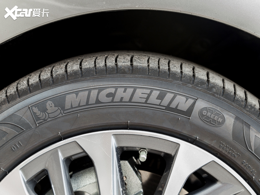 2021׿_˹ES 300h ׿Խ