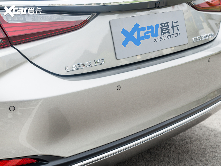 2021׿_˹ES 300h ׿Խ