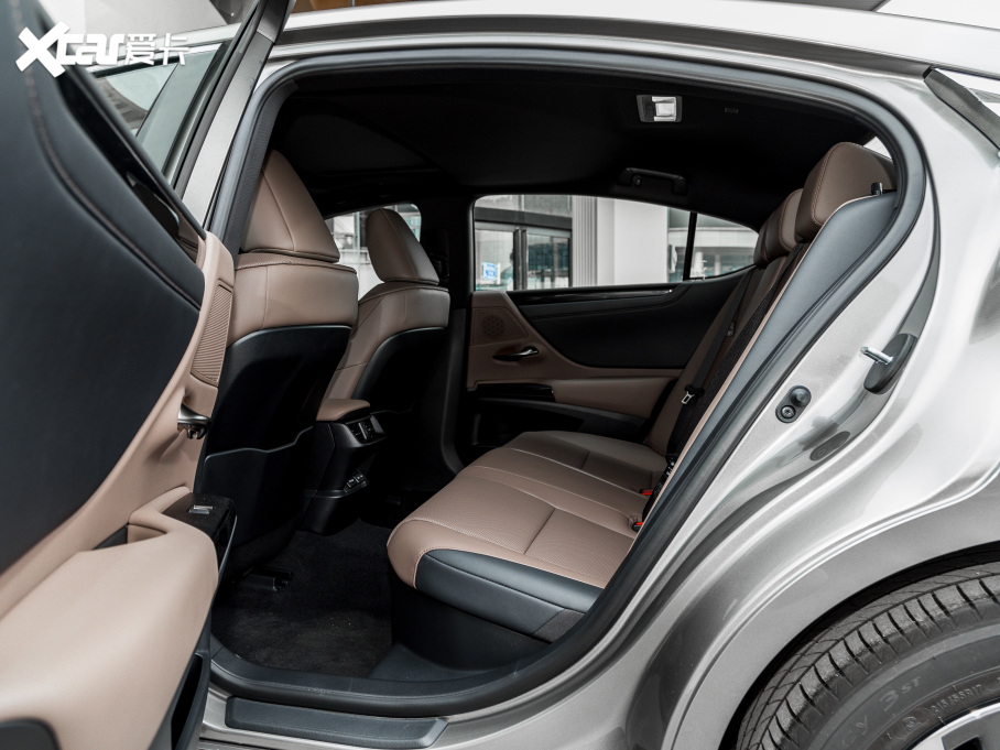 2021׿_˹ES 300h ׿Խ