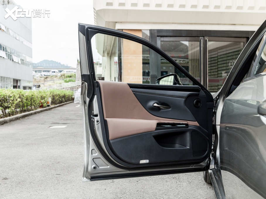 2021׿_˹ES 300h ׿Խ