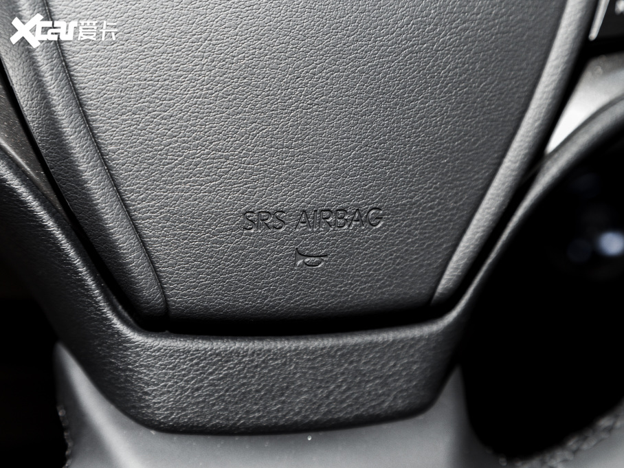 2021���׿��_˹ES 300h ׿Խ��