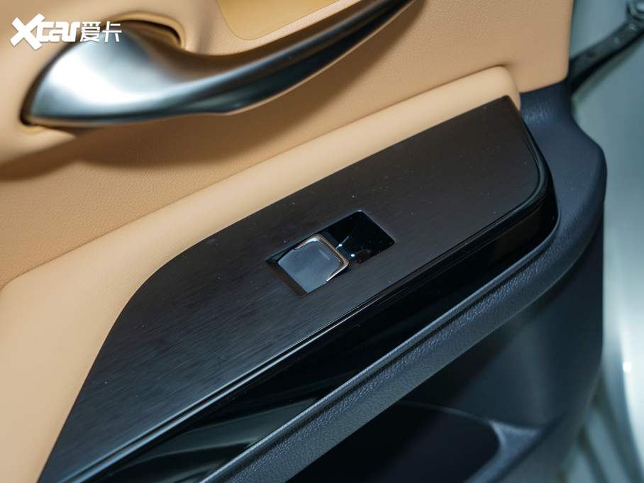 2021׿_˹ES 200 ׿Խ