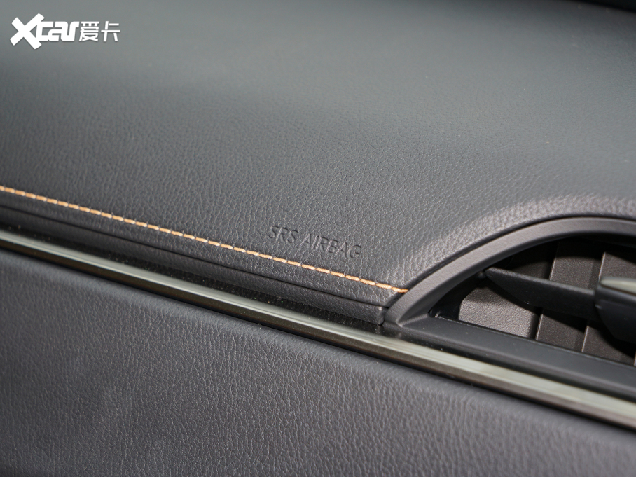 2021׿_˹ES 200 ׿Խ