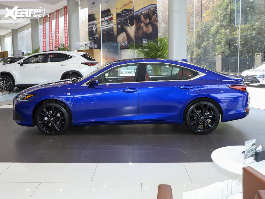 2021׿_˹ES 260 F SPORT