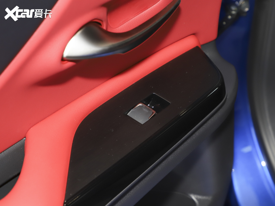 2021׿_˹ES 260 F SPORT