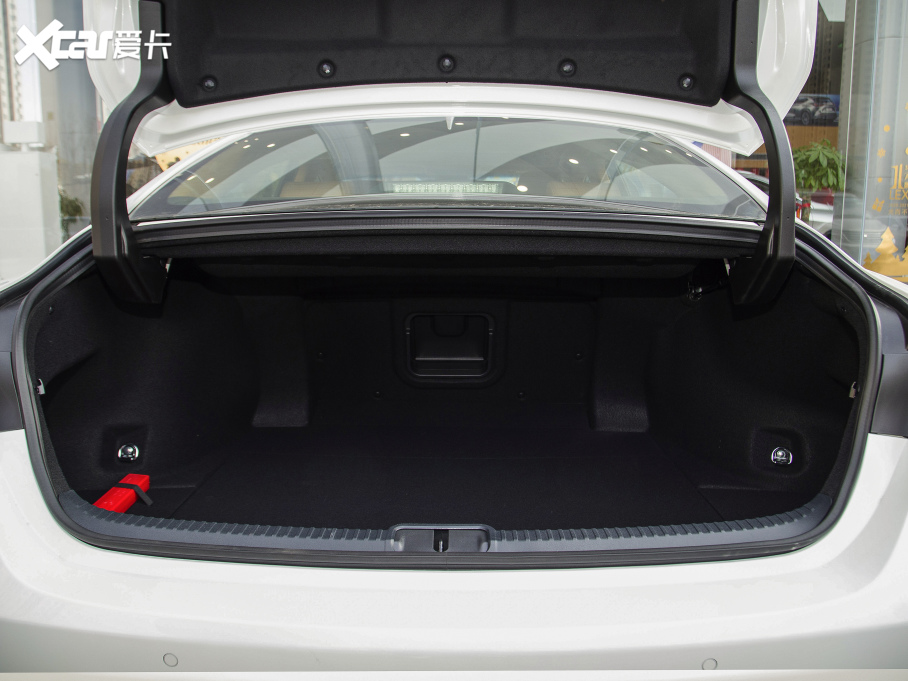 2021׿_˹ES 260 ׿Խ