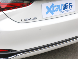2021款200 豪华版 细节外观