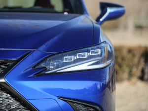 2021300h F SPORT (ji)^